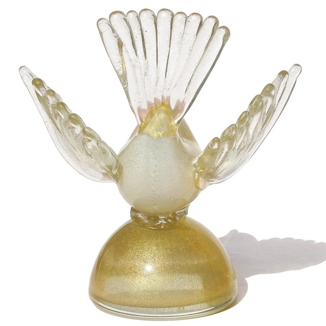 Murano Vintage Barbini Pink Head White Heavy Gold Flecks Italian Art Glass Bird Figure Paperweight For Sale In Orlando - Image 6 of 7