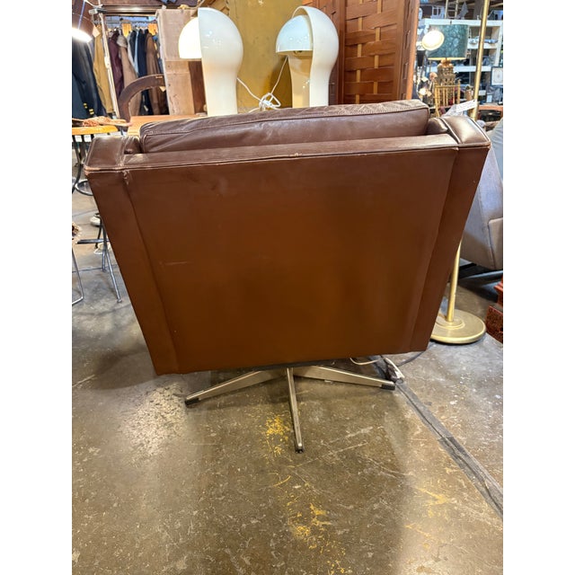1970s 1970s Mid Century Leather Swivel Club Chair For Sale - Image 5 of 9