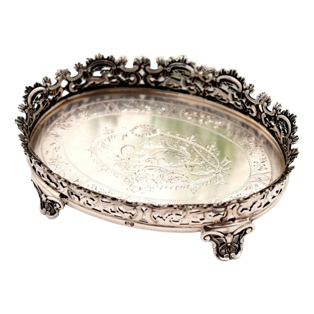 Silver Ring with Embossed Grid For Sale