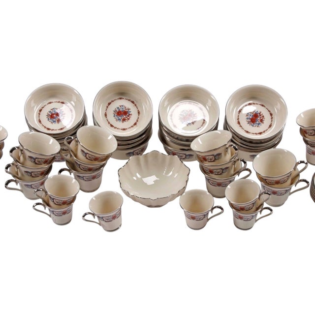 Late 20th Century The Lenox "Interlude" Grand Service an Exceptional Expression of American Entertaining (1975–1985) For Sale In Austin - Image 6 of 17