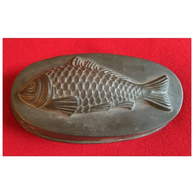 Antique 19th Century Zinc Tin Oval Kitchen Mold for Fish Aspic, Jelly or Mousse in the Form of a Carp or Cod For Sale In New York - Image 6 of 7