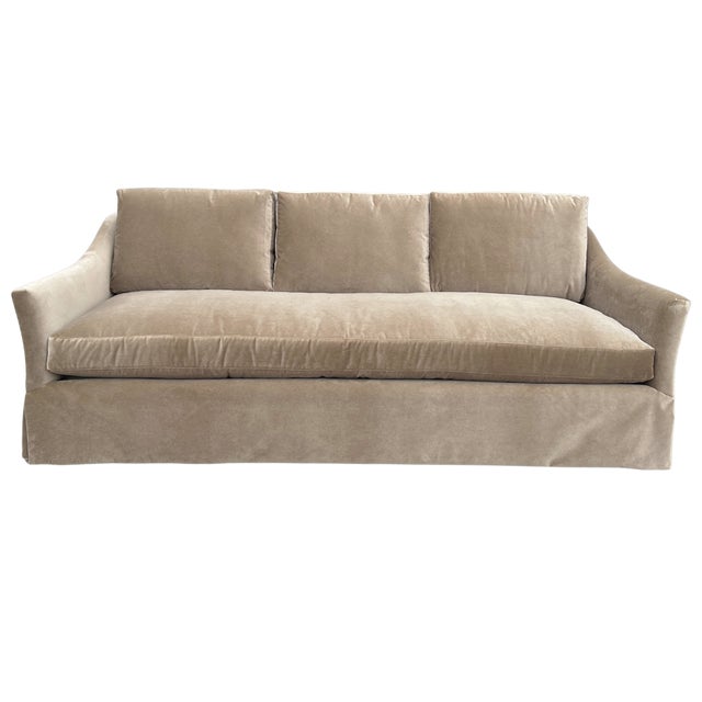 Custom made LEE Industries 3511-03 Sofa. This sofa is showroom new and has never been used. This sofa pairs classic...