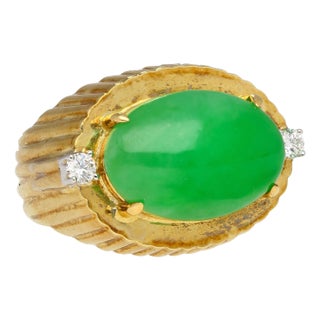 9.40 Carat Type A Fei Cui Jadeite Jade and Diamond Ring in Textured 18K Gold, Size 7 For Sale