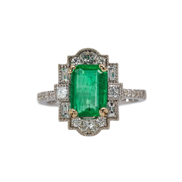 Green 1.8ct Colombian Emerald Ring w Natural Diamond Accents in 14K Gold | EM 9x6mm For Sale - Image 8 of 8