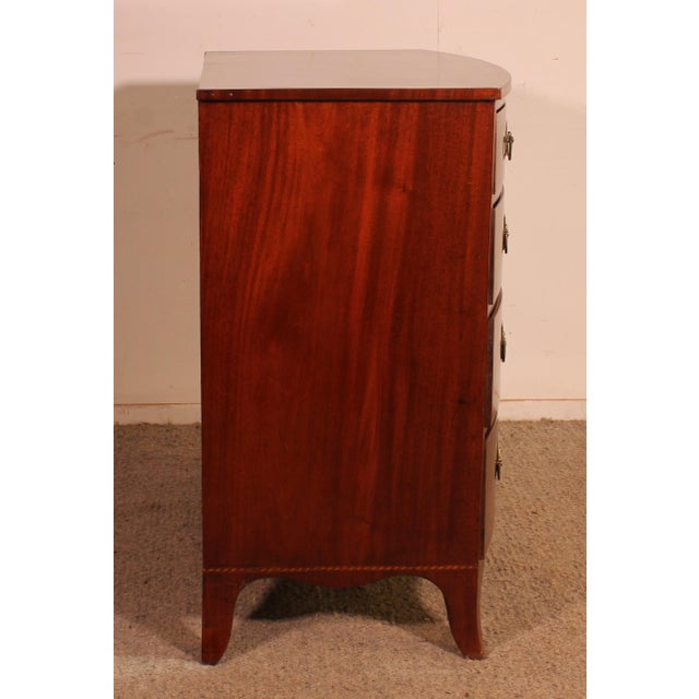 Bombé Chest of Drawers in Mahogany, 1800s For Sale - Image 9 of 14