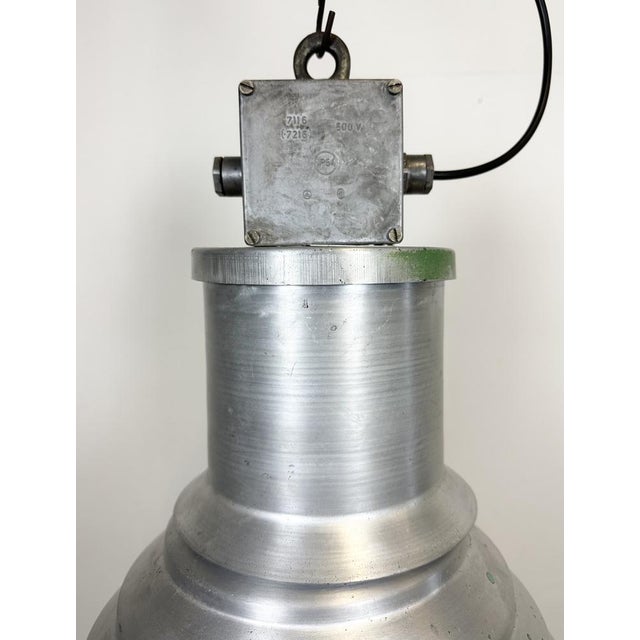 Mid-Century Modern Large Industrial Aluminium Pendant Light from Elektrosvit, 1960s For Sale - Image 3 of 18