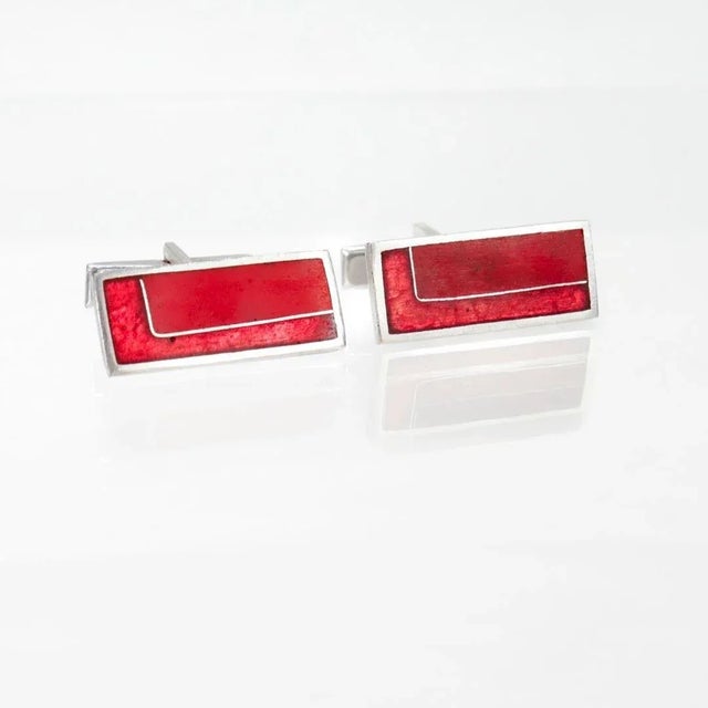 This is part of Chairish’s Costume Jewelry assortment. A fine pair of German Modernist cufflinks. By Perli. In rhodium-...
