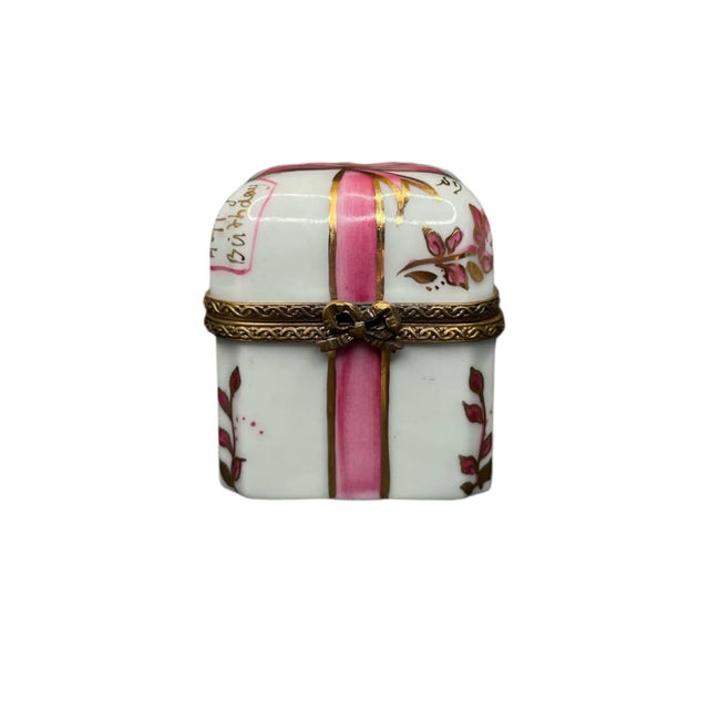 Early 20th Century Limoges Pink Bow Box For Sale - Image 4 of 4
