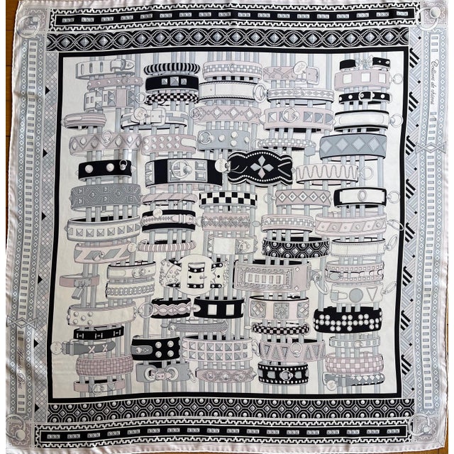 HERMÈS COLLIERS de CHIENS Jamin Virginie 2013 Silk Scarf For Sale