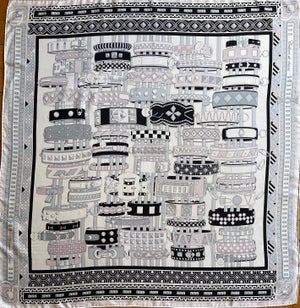 HERMÈS COLLIERS de CHIENS Jamin Virginie 2013 Silk Scarf