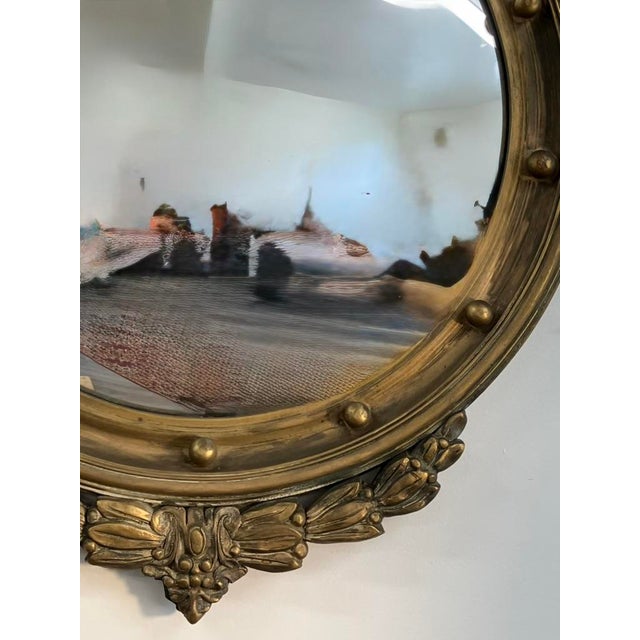Antique Federal Style Convex Eagle Mirror – Original Giltwood Finish, Early 20th Century For Sale In Orlando - Image 6 of 10