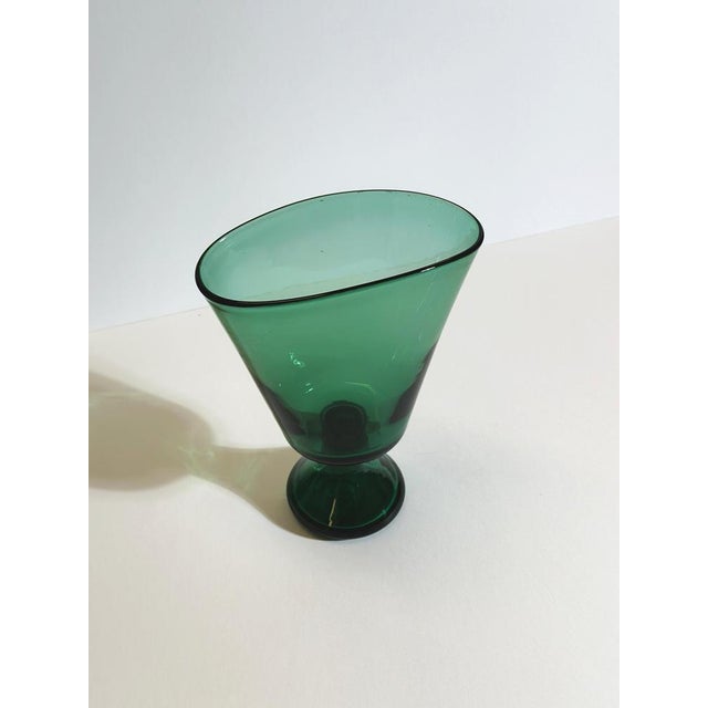 Gold Mid-Century Modern Italian Green Blown Glass Pedestal Vase by Vetro Verde Di Empoli, 1950s For Sale - Image 8 of 10