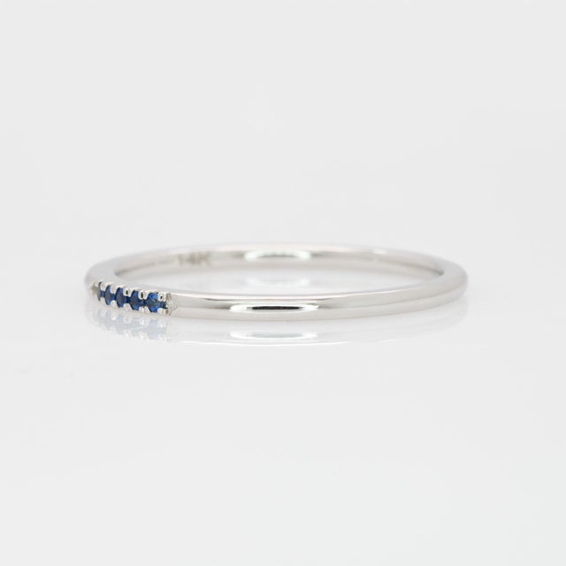 2020s Classic Blue Sapphire Band Ring Crafted in Solid 14k Gold, Fine Jewelry, Size 6.75 For Sale - Image 5 of 7
