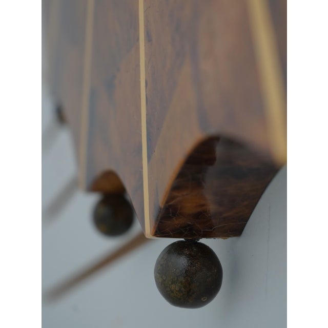 Traditional Stunning Decorator Oval Penshell Inlaid Sunburst Mirror For Sale - Image 3 of 8