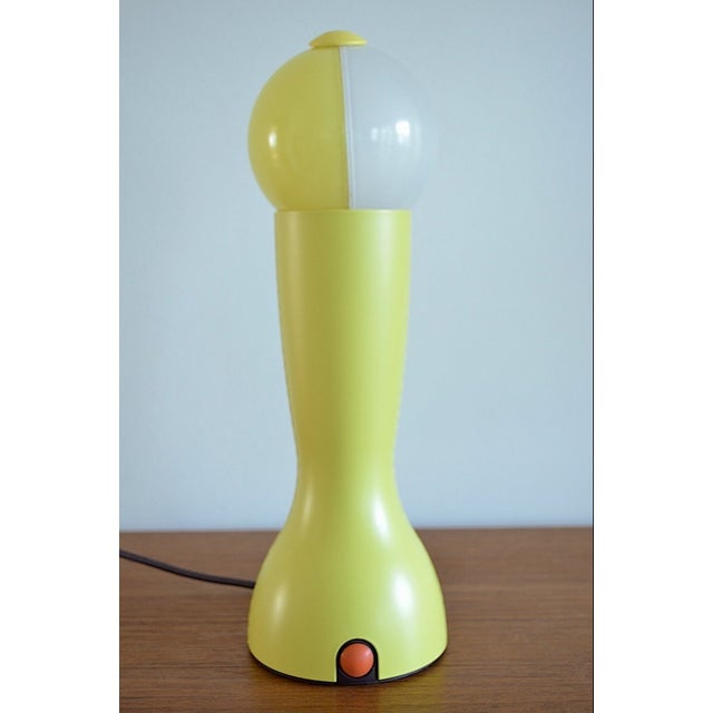 Mid-Century Modern Gilda Table Lamp by Ca & Lou for Artemide, 1990s For Sale - Image 3 of 10