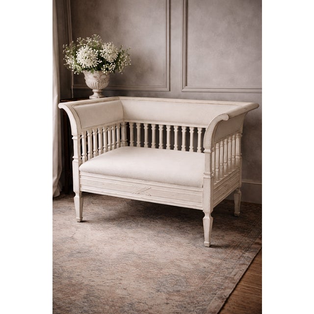 2000 - 2009 Theodore Alexander French Provincial Painted Wraparound Settee For Sale - Image 5 of 8