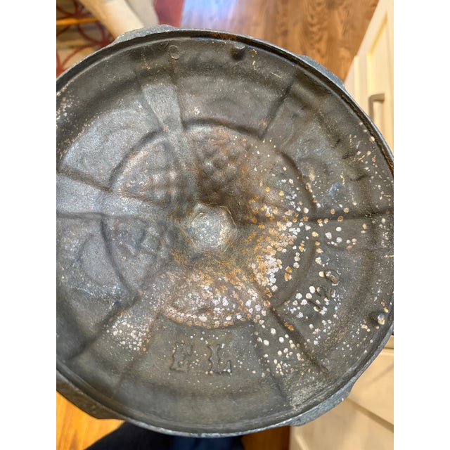 Early 20th Century American Art Nouveau Caramel Slag Glass Lamp For Sale - Image 17 of 18