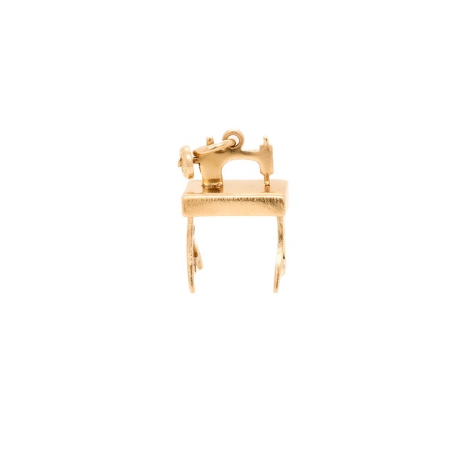 Vintage 14k Gold Figural Sewing Machine and Table Charm For Sale - Image 4 of 12