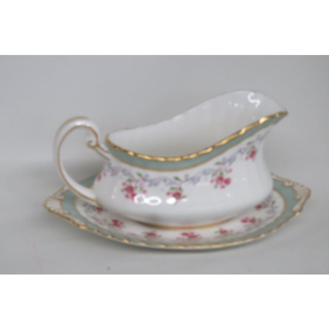 Late 20th Century Paragon England Gravy Boat and Saucer Plate Set 4536b For Sale - Image 10 of 12