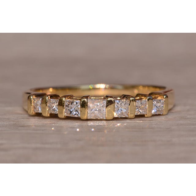 The Kerwin Road: Bar Set Princess Cut Natural Diamond Ring in Yellow Gold For Sale - Image 4 of 11