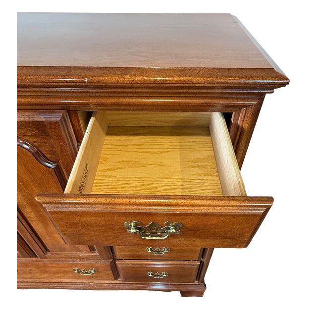 Brown Vintage 1980s Bassett Cherry Armoire / Dresser With Doors & Drawers – Traditional Style For Sale - Image 8 of 9