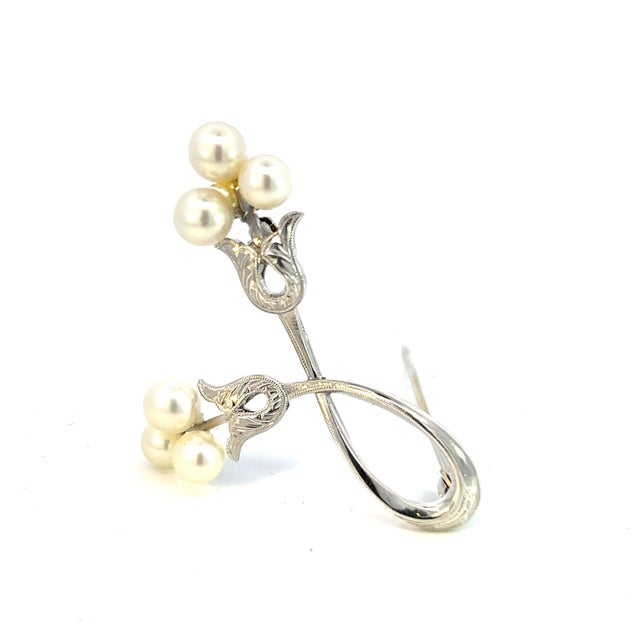 1990s Mikimoto Estate Akoya Pearl Brooch Pin For Sale In New York - Image 6 of 7
