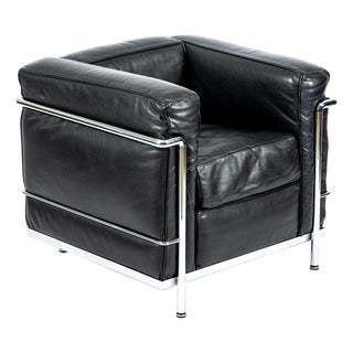 Authentic Cassina Lc2 Black Leather Petit Lounge Chair by Le Corbusier, 4x Avail For Sale