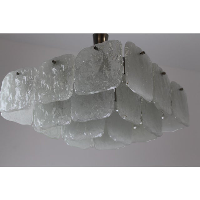1960s Karlstein 20-Light Chandelier by J. T. Kalmar for Kalmar, 1960s For Sale - Image 5 of 18