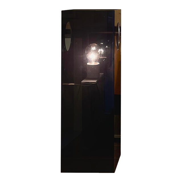 1970s Architectural Smoked Acrylic Table Lamp, Sculptural Lucite Block Lamp For Sale