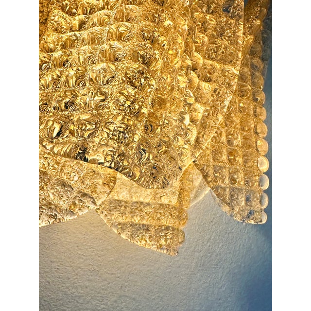 2020s Contemporary Modern Gold "Granigli" "Rondini" Murano Glass Wall sconces.Set of Two. For Sale - Image 5 of 10