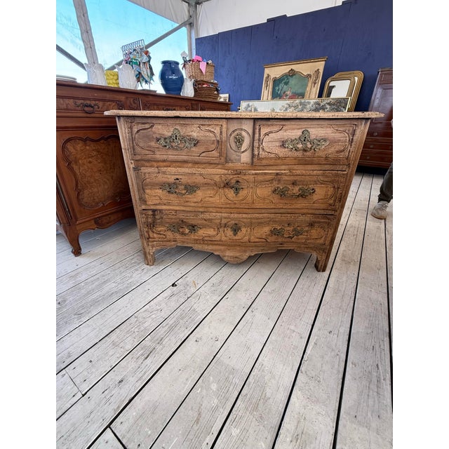18th Century French Louis XV Walnut Bleached Chest of Drawer / Commode For Sale - Image 11 of 12