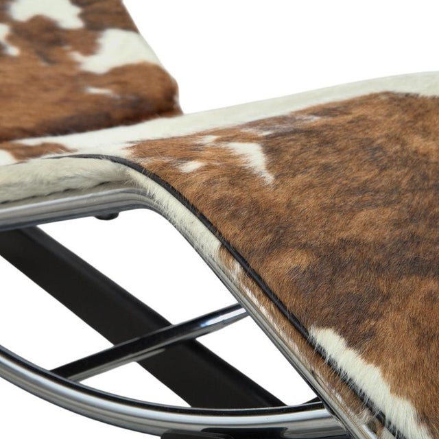 Animal Skin Bauhaus C 4 Chaise Lounge by Le Corbusier, Pierre Jeanneret and Charlotte Perriand for Cassina For Sale - Image 7 of 13