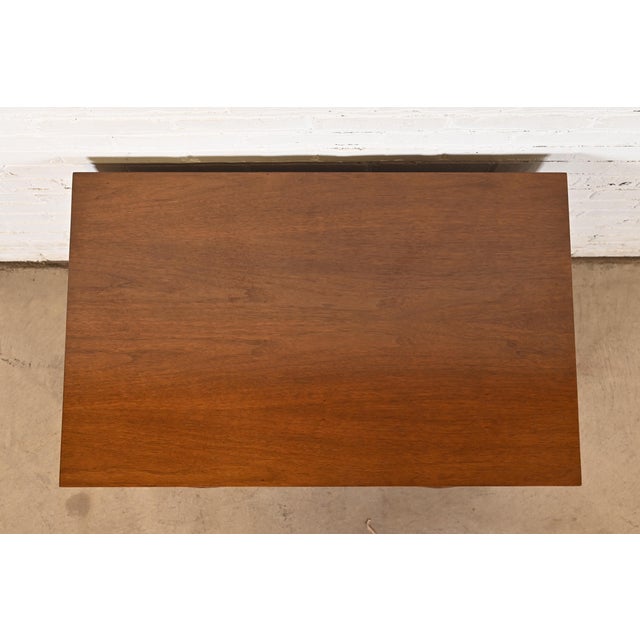 Edward Wormley for Dunbar Mid-Century Modern Walnut and Rosewood Eight-Drawer Chest, Circa 1960s For Sale - Image 9 of 10