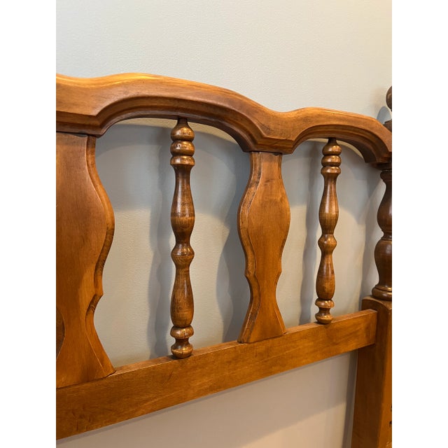 Beautiful, vintage, 1970's solid wood twin headboard. Very good condition. Solid wood, heavy construction. Traditional,...