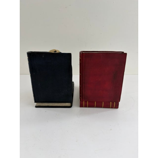 Vintage Golden Retriever Bookends – Heavy Resin Figural Dog Pair For Sale - Image 10 of 13