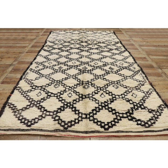 Textile Vintage Berber Beni Ourain Moroccan Rug - 06'02 X 11'05 For Sale - Image 7 of 9