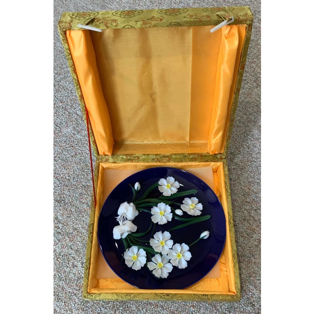 Traditional Vintage Ceramic Flower Plate For Sale - Image 3 of 12