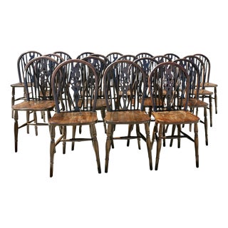 Vintage Windsor Dining Chairs in Beech, 1980, Set of 19 For Sale