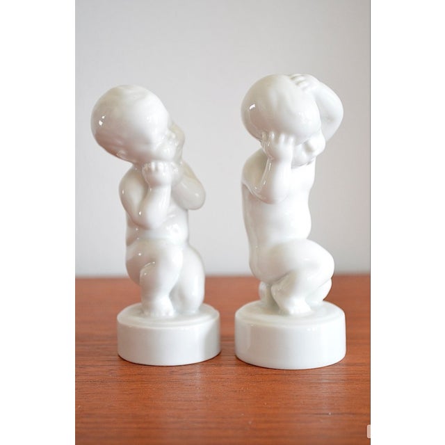 Children Figurines by Svend Lindhart for Bing & Grondahl, 1970s, Set of 2 For Sale - Image 3 of 9