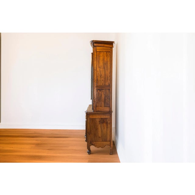 Wood French 1750s Louis XV Walnut Floral Buffet à Deux-Corps from the Loire Valley For Sale - Image 7 of 12