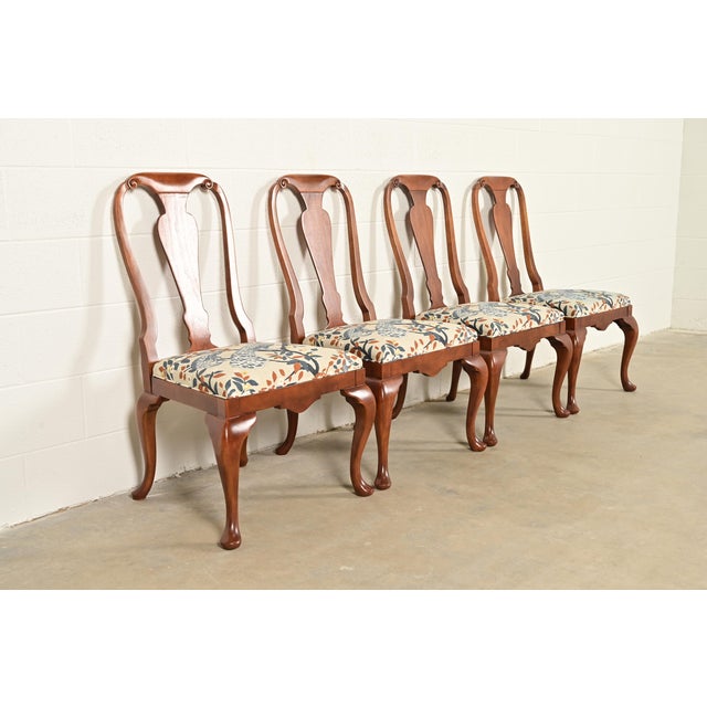 Baker Furniture Company Baker Furniture Queen Anne Carved Walnut Dining Chairs, Set of Four For Sale - Image 4 of 13