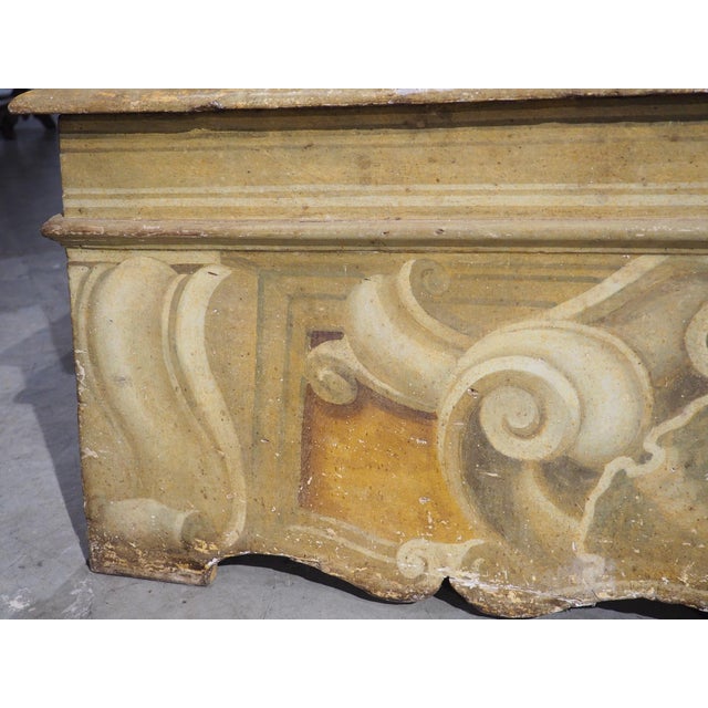 Wood 18th Century Painted Armorial Cassapanca Bench From Tuscany, Italy For Sale - Image 7 of 18