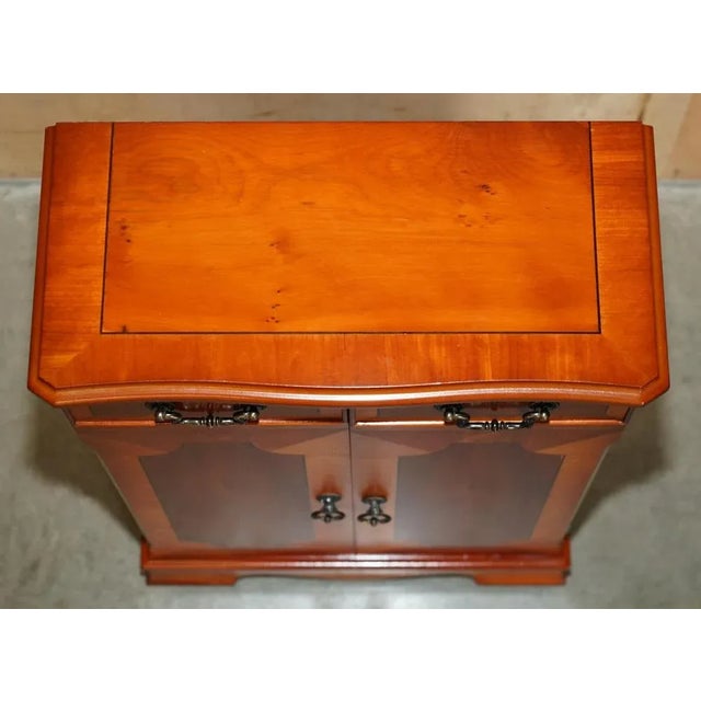 Wood Vintage Burr Yew Wood CD or DVD Cabinet For Sale - Image 7 of 14