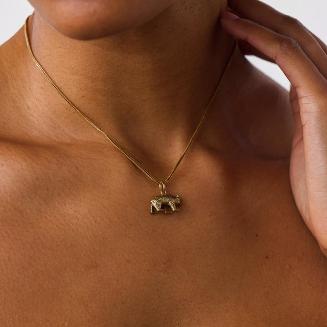 Vintage 10k Yellow Gold Bear Charm Pendant For Sale In Los Angeles - Image 6 of 7