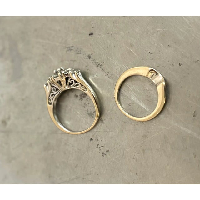 14k White Gold Diamond Cluster Engagement Ring W/ Band For Sale - Image 4 of 7