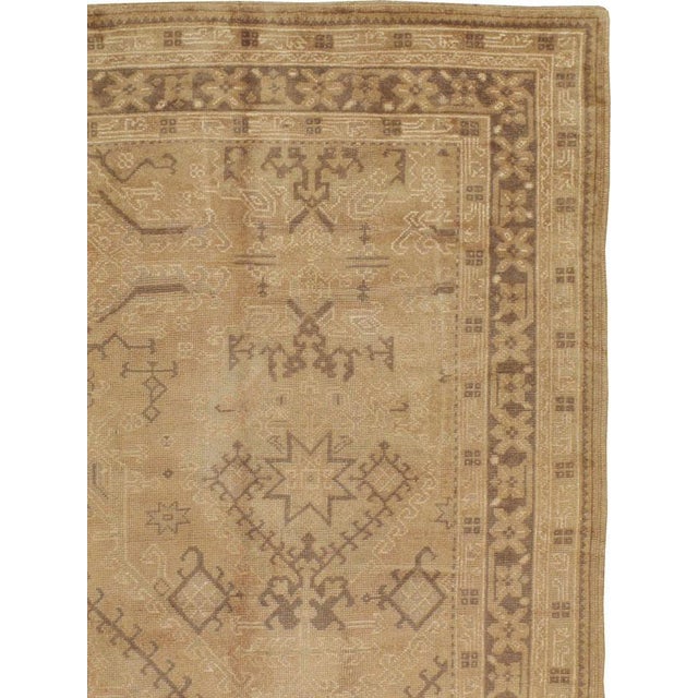 Tribal Galerie Shabab Collection Early 20th Century Turkish Oushak Rug For Sale - Image 3 of 10