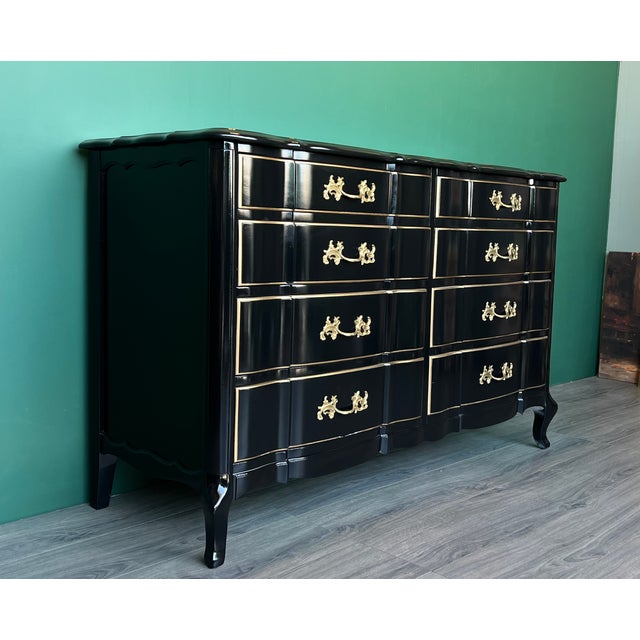Vintage High Gloss Black Lacquered French Provincial Dresser of Nine Drawers For Sale - Image 10 of 16
