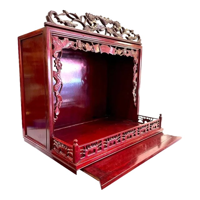 Buddhist Temple Shrine Altar - Butsudan - Red Lacquer For Sale