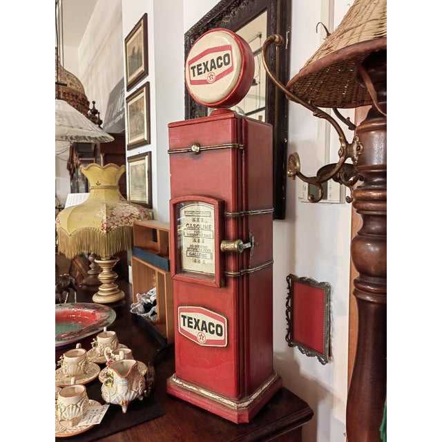 Red Vintage Limited Edition Texaco Case Cabinet in the Shape of Petrol Pump, 2000s For Sale - Image 8 of 13