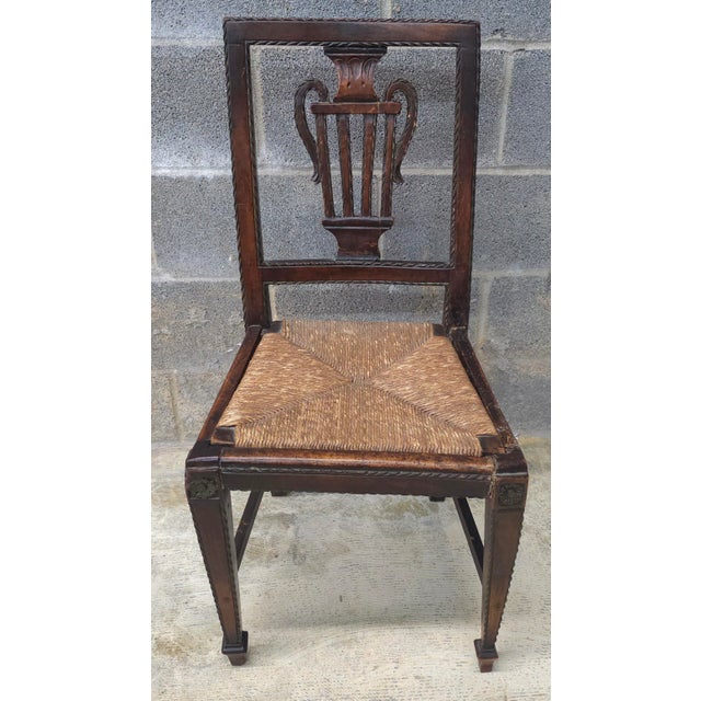 Traditional 18th Century Hand-Crafted Wanut and Rush Collector's Side Chair For Sale - Image 3 of 9